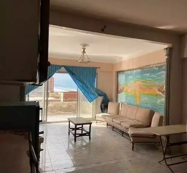 seaview duplex with roof دوبلكس بالروف علي البحر